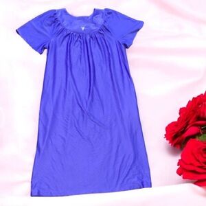 * Anthony Richards medium  Vibrant Purple moo moo night gown 43” long